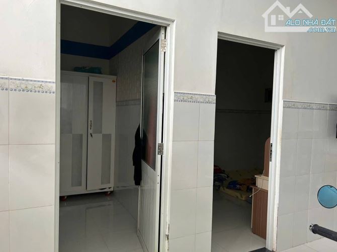 Nhà nhánh D5 đoạn khu dân cư đông đúc thích hợp định cư - 3