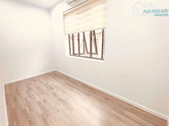 BÁN TẬP THỂ PHỐ LÒ ĐÚC- 62M- GẦN Ô TÔ- 2 PN-CỰC THOÁNG SÁNG- TÀI CHÍNH 3 TỶ NHỈNH - 3