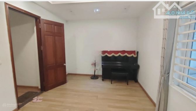 NGUYÊN CĂN KĐT VĂN KHÊ PHÂN LÔ VỈA HÈ Ô TÔ ĐỖ CỬA - 3
