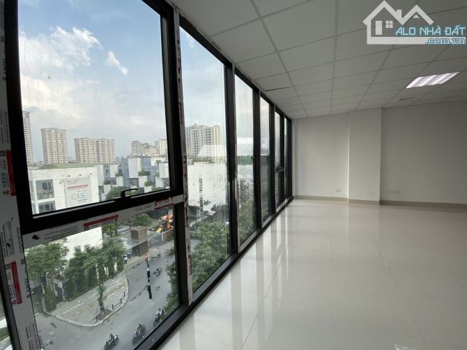 CHO THUÊ NHÀ MẶT PHỐ KHÚC THỪA DỤ CẦU GIẤY 180m2 x 2 tầng làm VĂN PHÒNG, GIẢI TRÍ - 3