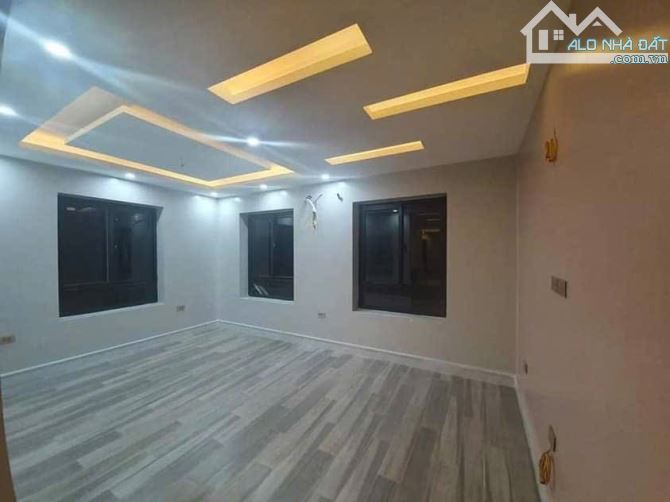 LÔ GÓC LACASTA VĂN PHÚ TRỤC CHÍNH KINH DOANH MỌI HÌNH THỨC - 3