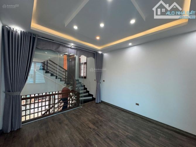 Bán nhà 46m x 4T Đức Giang, oto tránh, lô góc, full nội thất. 10 tỷ có tl. LH 0936 123469 - 3