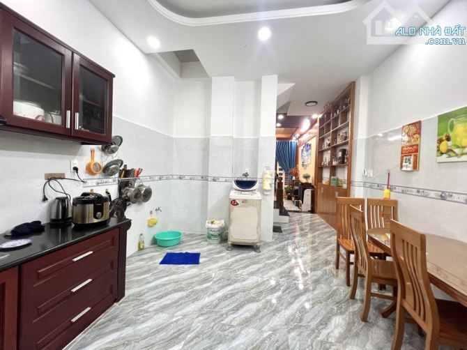 Gần Mặt Tiền Đường Quang Trung, Gần Emart 2 -64M² - 4Tầng BTCT - 3
