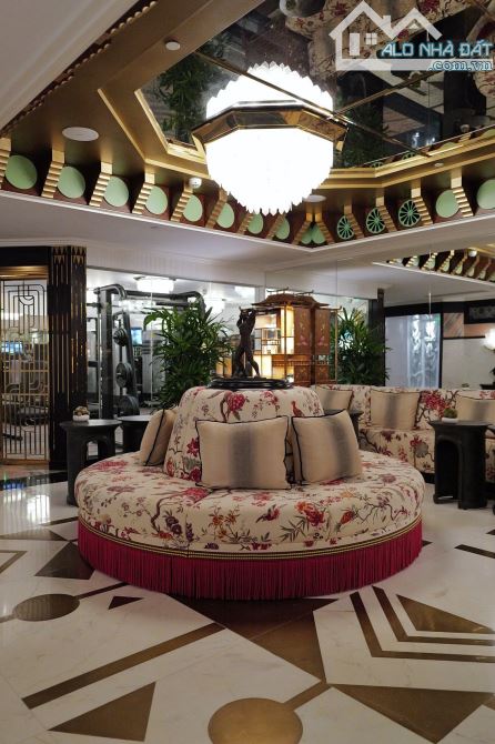 Chủ vay NH 200 Tỷ-Toà Khách Sạn Mặt Phố Hàng Bè - 350m2 - 12T- MT 10m - 80 Phòng - 298 Tỷ