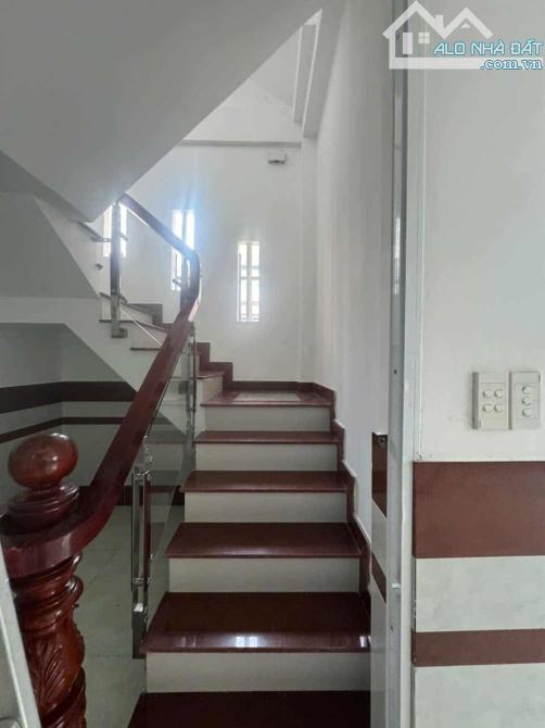 Bán Biệt Thự MiNi Dương Thị Mười, Căn góc,3 Tầng DT Sàn 178m2, Đường 6m, xe hơi đậu của - 4