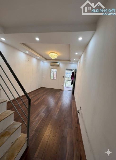 TẬP THỂ CƠ GIỚI 6 – DT SỔ 19M², SỬ DỤNG 45M² – GIÁ CHỈ 1,89 TỶ – BẮC TỪ LIÊM  ✨ Vị trí siê - 4