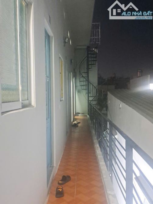 TRUNG MỸ TÂY Q12 - DÃY TRỌ 12 PHÒNG +1 CĂN C4, DT: 160M2 - SHR - GIÁ: 8,780 TỶ. CÔNG CHỨNG - 4