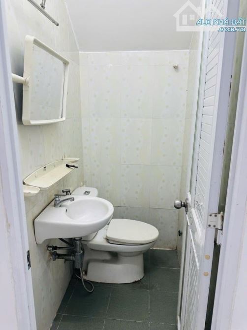 BÁN NHÀ QUẬN 9 - KDC PHƯỚC THIỆN - VIEW VINHOMES Q9 - 10P RA LÊ VĂN VIỆT - 20 RA NGÃ TƯ - 4