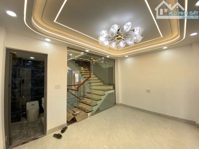 Đ.18B ko lộ giới 5 tầng 4.5x12m hẻm xe tải thông tặng full nội thất chỉ 7.4 tỷ - 4