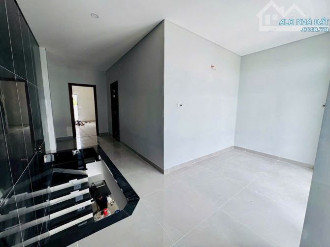 Càn tìm chủ cho 3 căn nhà đẹp gần TRƯỜNG CHUYÊN TG. KP. Bình Tạo, P. Trung An. - 4