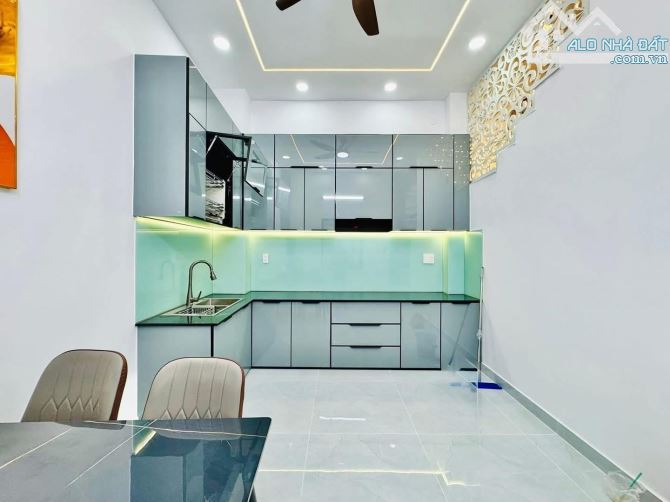 Lên sóng căn nhà 59m2 ngay Võ Oanh, Bình Thạnh. Giá: 3 Tỷ 260. SHR, nhiều tiện ích - 4