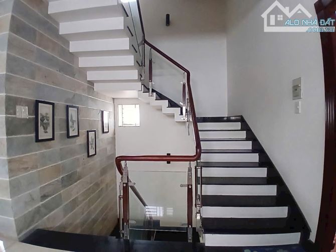 Bán Biệt Thự Đường Trương Văn Thành giá 22.7 tỷ /224m2 - 4