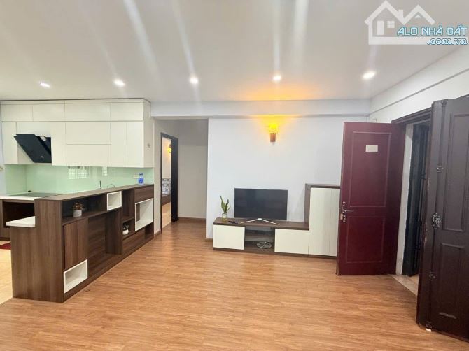 BÁN CHUNG CƯ LINH ĐÀM - 85M2 - TRUNG TÂM - 3 NGỦ - FULL TIỆN ÍCH - Ở NGAY - 5,75 TỶ. - 4