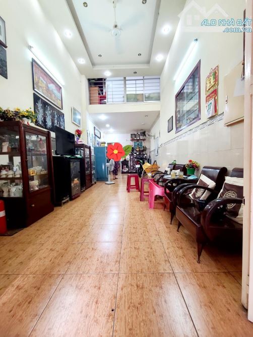 HẺM 8M – DT LỚN 68m2 – NGUYỄN TRÃI Q5 – TIỆN XÂY MỚI - NHỈNH 12 T - 4