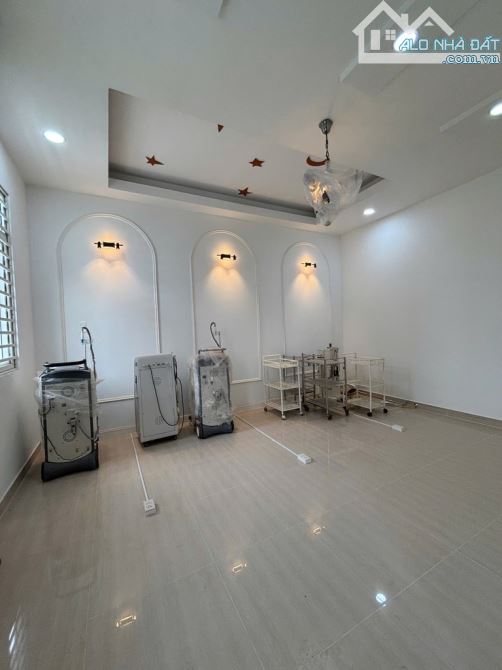 HXH 1/ BÌNH LONG - GIÁP TÂN PHÚ, 72m2 ( 4 TẦNG ) DÒNG TIỀN 15tr/1 THÁNG, GIÁ : 9 TỶ NHĨNH. - 4