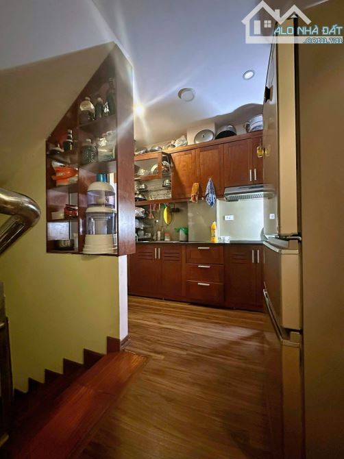 PHỐ VIP HOÀN KIẾM CỰC HIẾM NHÀ BÁN - KINH DOANH ĐỈNH - 40M2*6 TẦNG - MT 3.9M - GIÁ 39 TỶ