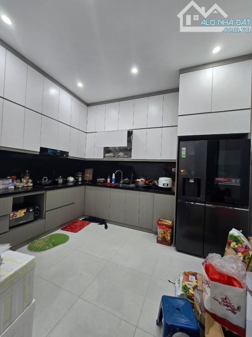 Cực hiếm !Bán CCMN phố Nguyễn Lương Bằng - Đống Đa ,thang máy ,dòng tiền 600tr/1n giá 11 t - 4