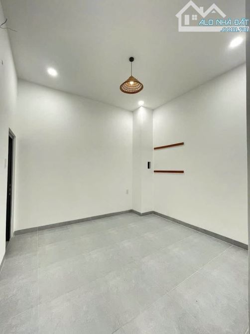 Chủ chuyển chỗ ở cần bán lại nhà mới , cách đại học Lạc Hồng 5p di chuyển - 4