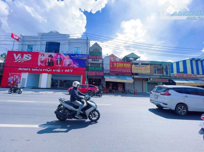 Cho Thuê Mặt Bằng Kinh Doanh QL1A Sàn sử dụng 600m2 Gần CV 30/4  - Giá chỉ 40tr/Thán - 4