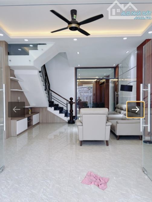 PHÚ MỸ, Q7 - 98m2 - 3TẦNG - 4PN - GARA ÔTÔ - 9TỶ5 - 4