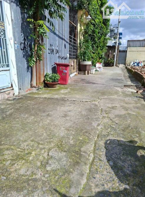 NHÀ BÁN GẤP - GẦN TRƯỜNG CHINH - TÂN BÌNH - 40M2 - CHỈ 3.9 T THƯƠNG LƯỢNG - 4