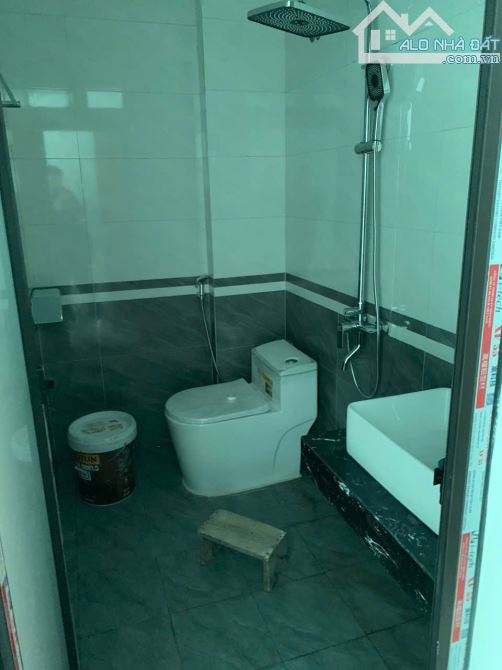 CHO THUÊ NHÀ - DIỆN TÍCH 60M2*5 TẦNG - ĐÔNG MỸ- THANH TRÌ - 4