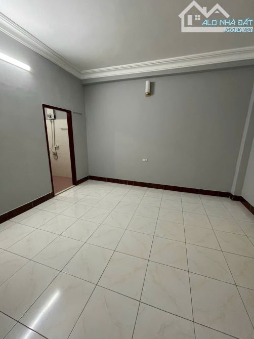 Bán nhà 3 tầng mặt tiền đường kinh doang sát Trần Não An Khánh Q2 70m2 giá chỉ 13 tỷ - 4