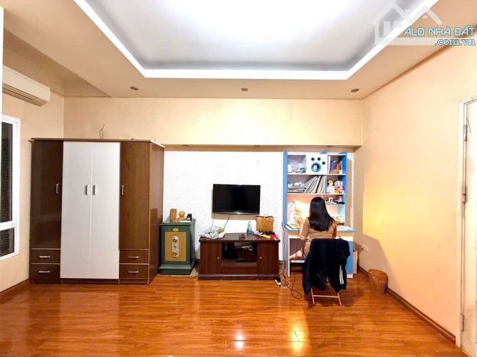 NHÀ ĐẸP GỐC ĐỀ _ MINH KHAI 36m2, 5 tầng GIÁ 7.9 tỷ - 4