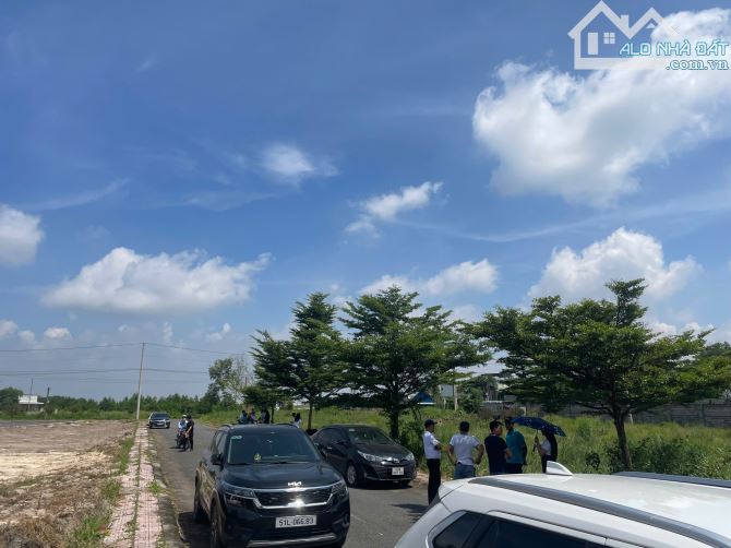 Đất Nền Gần Sân Bay Long Thành & 4 KCN Lớn . Sổ sẵn full thổ cư,Suất Đầu TưTừ 680 triệụ - 4