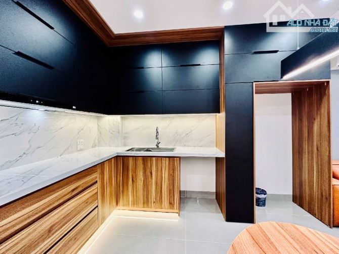 BÁN NHÀ THẠCH BÀN LONG BIÊN 42M2 - Ô TÔ THANG MÁY 6 TẦNG GIÁ 12 TỶ - 4
