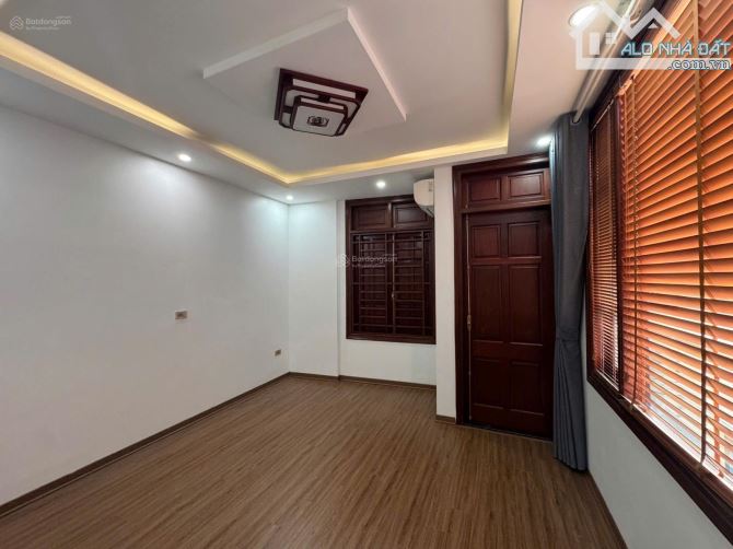 Bán nhà 46m x 4T Đức Giang, oto tránh, lô góc, full nội thất. 10 tỷ có tl. LH 0936 123469 - 4