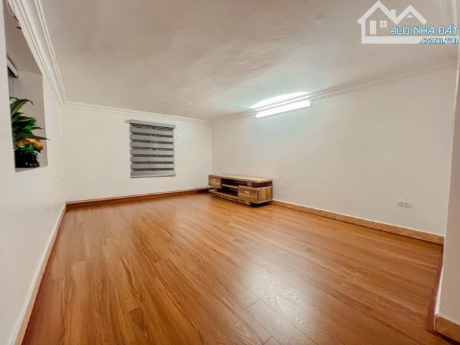 🏡 NHÀ ĐẸP Ở NGAY - LÔ GÓC 2 MẶT THOÁNG - TRUNG TÂM ĐỐNG ĐA - GẦN HỒ BA MẪU 🌿- Giá: 6.5 T - 4