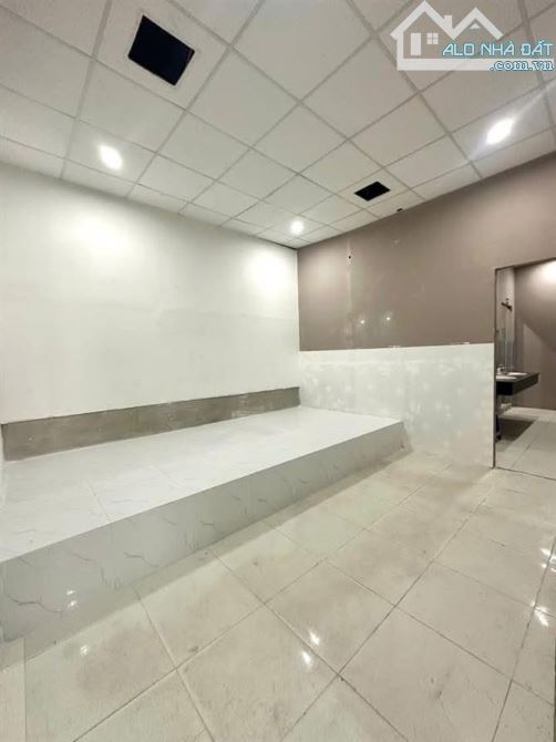 👉85 triệu - CHO THUÊ MẶT BẰNG 397m2, NGANG 10m MẶT TIỀN ĐƯỜNG MẬU THÂN - 4