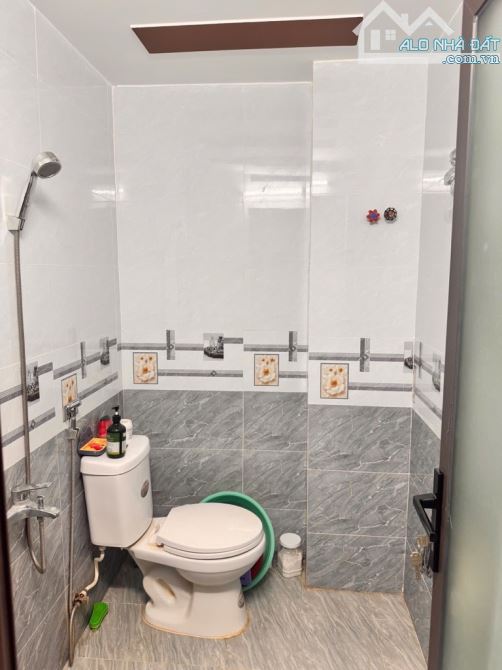 BÁN NHÀ HẺM 4 MÉT, CÁCH MẶT TIỀN 40M, 4 TẦNG, 40M2, NGUYỄN THÁI SƠN GÒ VẤP, 5.5 TỶ - 5