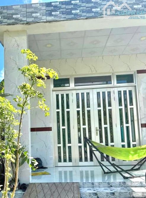 Chủ ngộp bán gấp nhà C4 ở Xuân Thới Sơn - Hóc Môn, . DT 85m2, giá 700 triệu. SHR. - 5