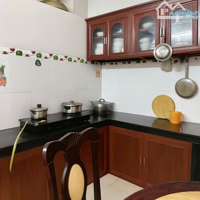 Bán nhà p14 Gò Vấp, 4x13m, ô tô vào nhà,5 tỷ hơn - 5