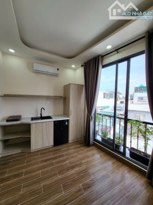 Nhà đẹp(4x10m) gần mặt tiền phố ẩm thực Phan Xích Long, 5tầng mới cứng-3pn4wc. Gía 7tỷ7 - 5