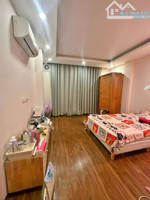 PHỐ VIP HOÀN KIẾM CỰC HIẾM NHÀ BÁN - KINH DOANH ĐỈNH - 40M2*6 TẦNG - MT 3.9M - GIÁ 39 TỶ