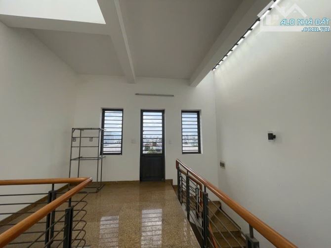 Siêu phẩm Tòa căn hộ 5tầng, khu bãi biển Sơn Thủy gần đường Minh Mạng - 5