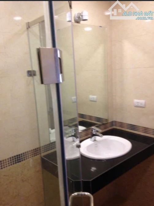 Cho thuê căn hộ  khép kín, 55m , đủ đồ, gấn phố Kim Mã - 5