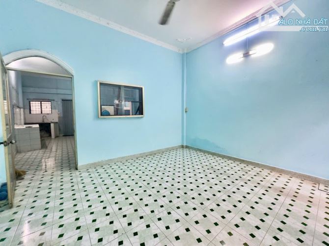 Nhà 2 mặt hẻm ô tô, Vị trí đẹp đi đâu cũng tiện- Diện tích  48m² - Ngang gần 5m - 5