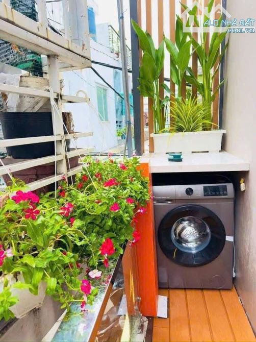NHÀ MỚI 2 MẶT HẺM - SÁT Q10, Q11 - FULL NỘI THẤT - SANG NHƯ KHÁCH SẠN MINI 5 SAO - 2,75 TỶ - 5