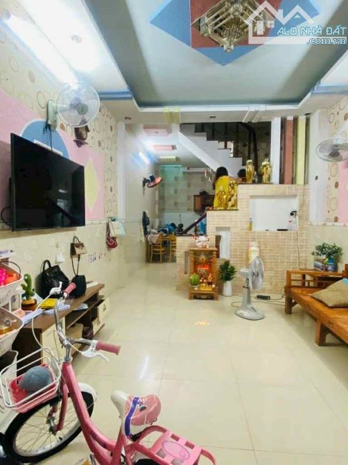 Bùi Quang Là gần Emart 1 trệt 1 lầu nhà BTCT chỉ 4,37 tỷ - 5