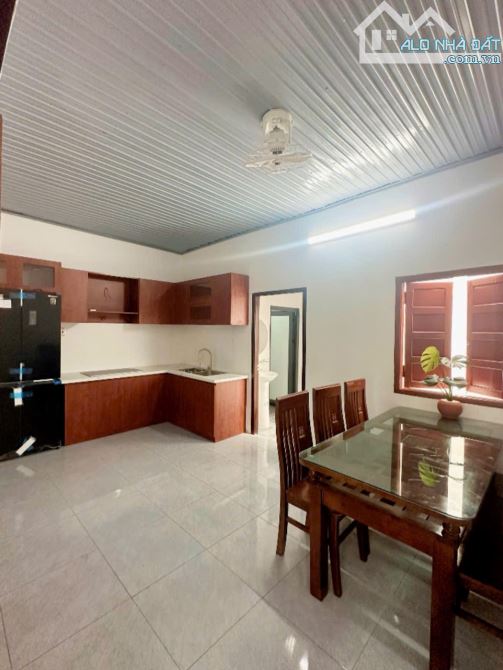 NHÀ CẤP 4 KIÊN CỐ HẺM NƠTRANGUL 5,5x20m - 5