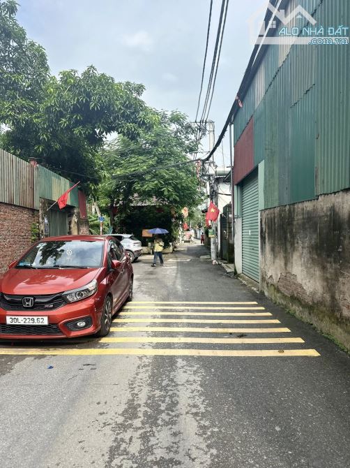 Bán nhà mới tinh, 5 tầng thang máy xịn, oto đỗ trước cửa, 2 mặt thoáng vĩnh viễn, gần phố. - 5