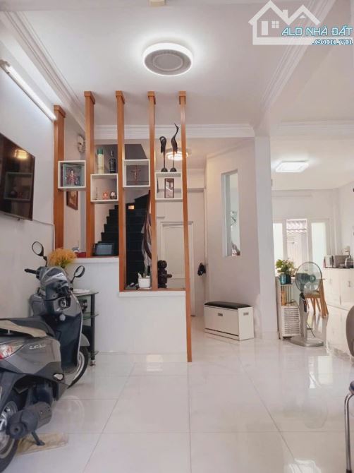 Nhà Hiếm 3 tầng,full NT.2 mặt hẽm - 77m2 - Ngang 6m. Giá chỉ 8,7 tỷ. Nguyễn Kiệm, Gò Vấp - 5