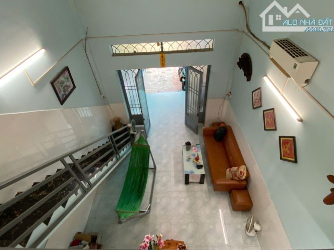 BÁN NHÀ GÁC LỬNG – SỔ RIÊNG THỔ CƯ. 200m2. Chỉ 2Tỷ4. Ô Tô - 5