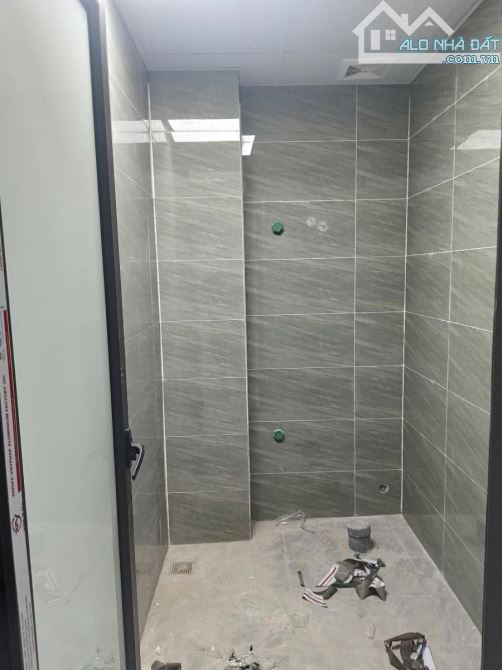 SIÊU PHẨM NHÀ Ở ĐẠI MỖ GÀ ĐẺ TRỨNG VÀNG MỚI CỨNG - 5
