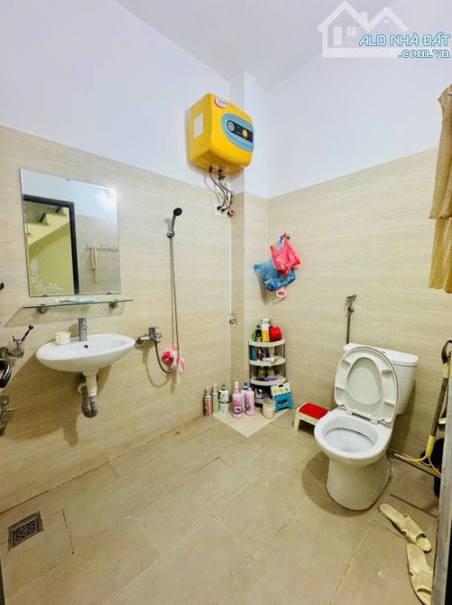 BÁN CĂN NHÀ 3 TẦNG XÂY KIÊN CỐ DT70M, 3 TỶ. - 5