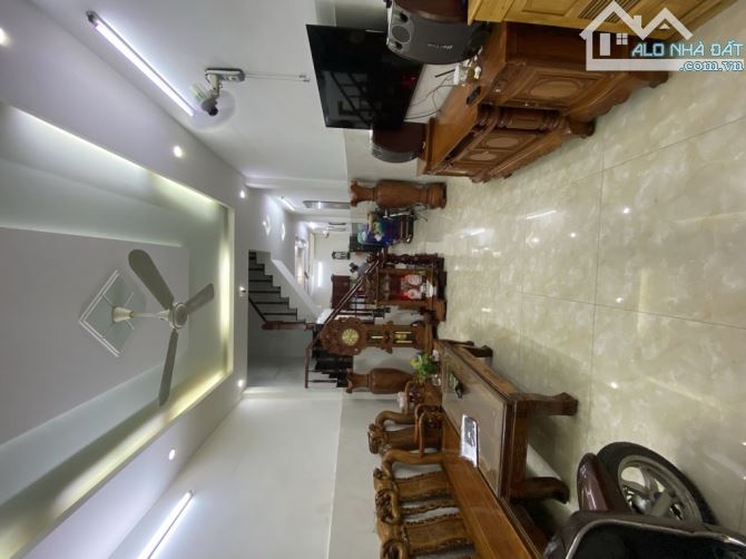 BÁN NHÀ HẺM ĐỐI DIÊN EON TÂN PHÚ, SỔ HỒNG RIÊNG, HOÀN CÔNG ĐẦY ĐỦ, 4 TẦNG, NHỈNH 7 tỷ - 5